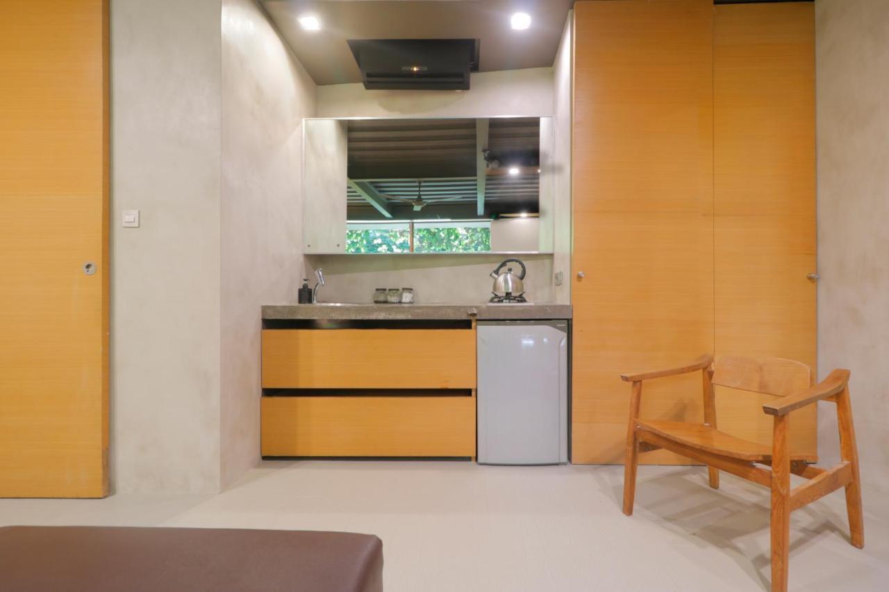 Clio Apartment Seminyak Exteriör bild