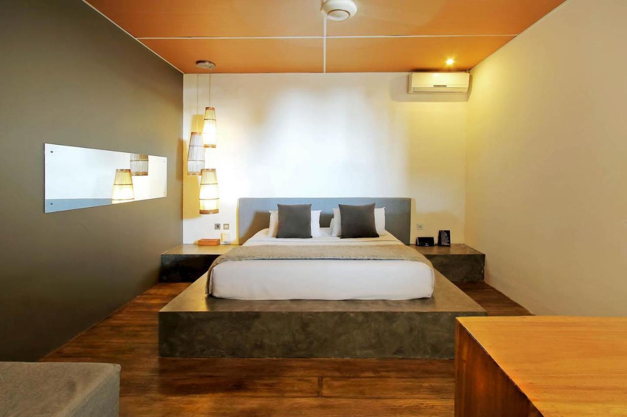 Clio Apartment Seminyak Exteriör bild
