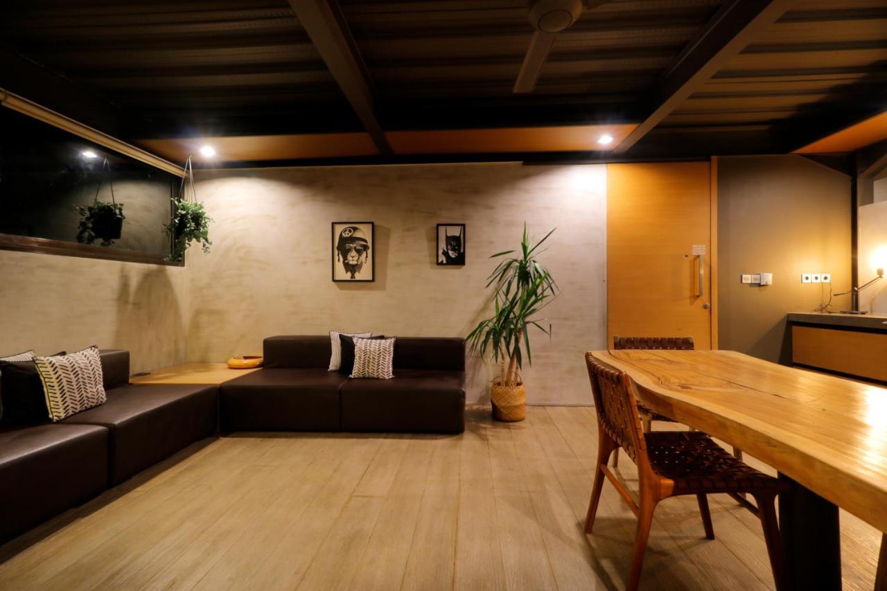 Clio Apartment Seminyak Exteriör bild