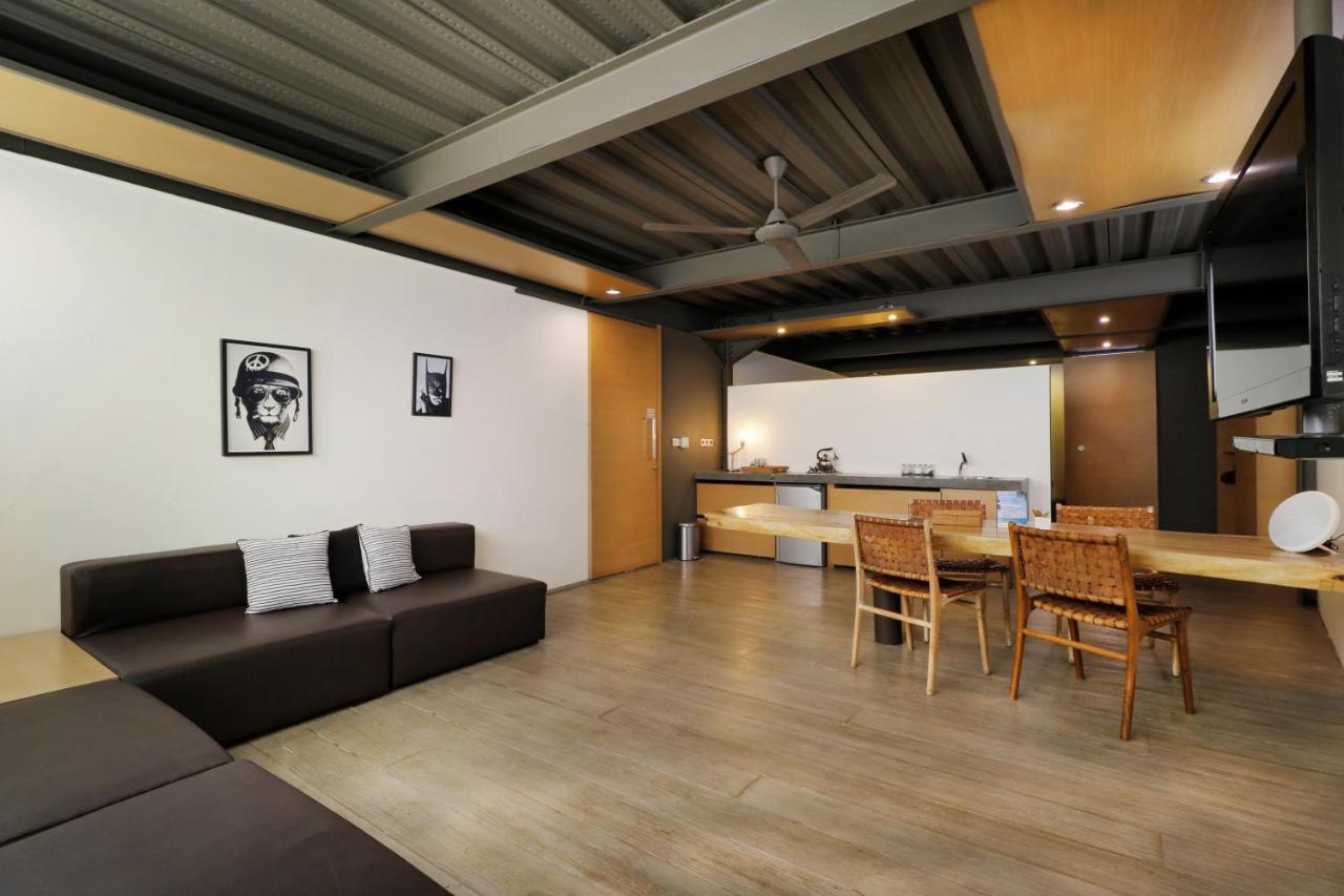 Clio Apartment Seminyak Exteriör bild