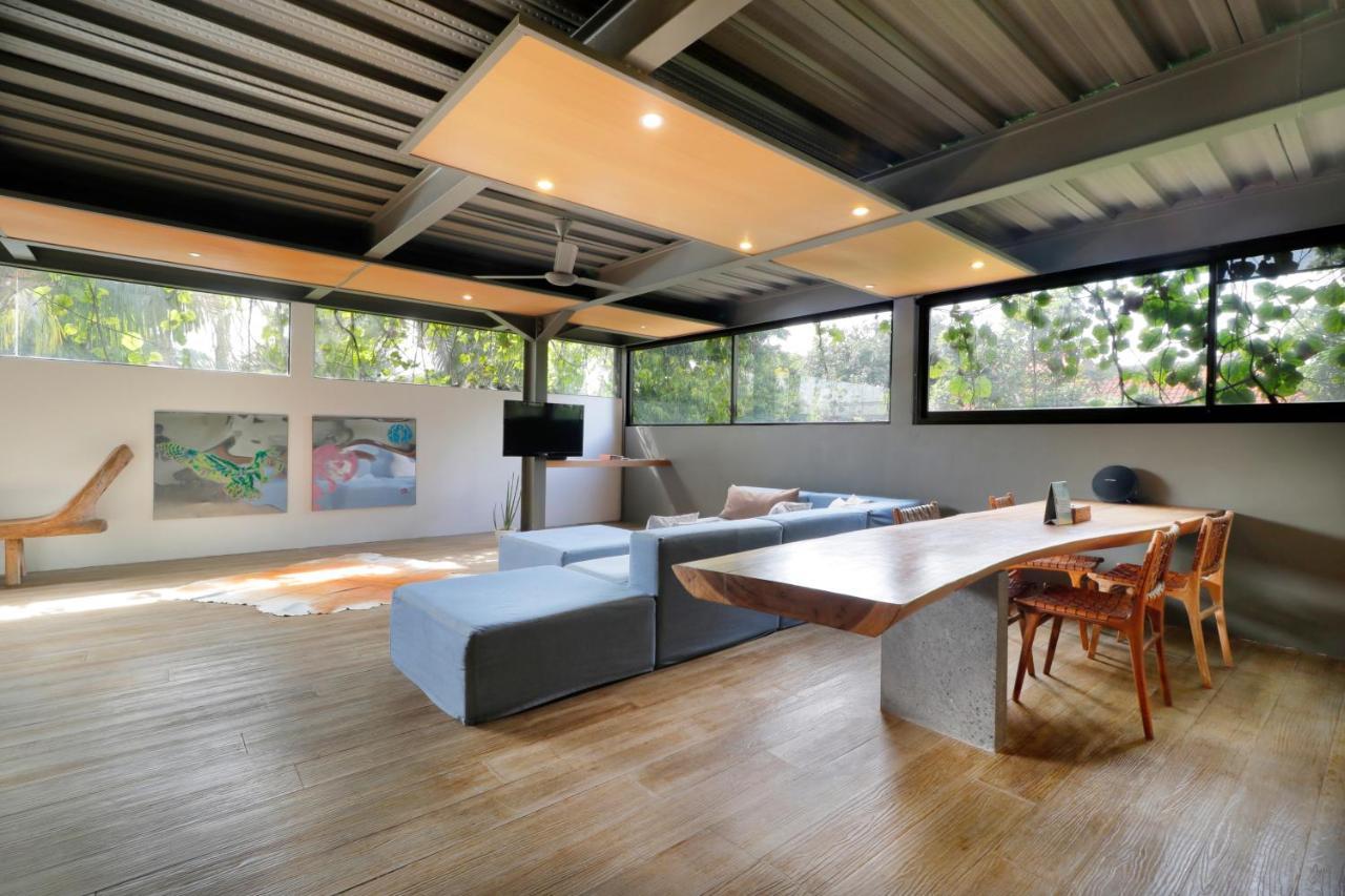 Clio Apartment Seminyak Exteriör bild