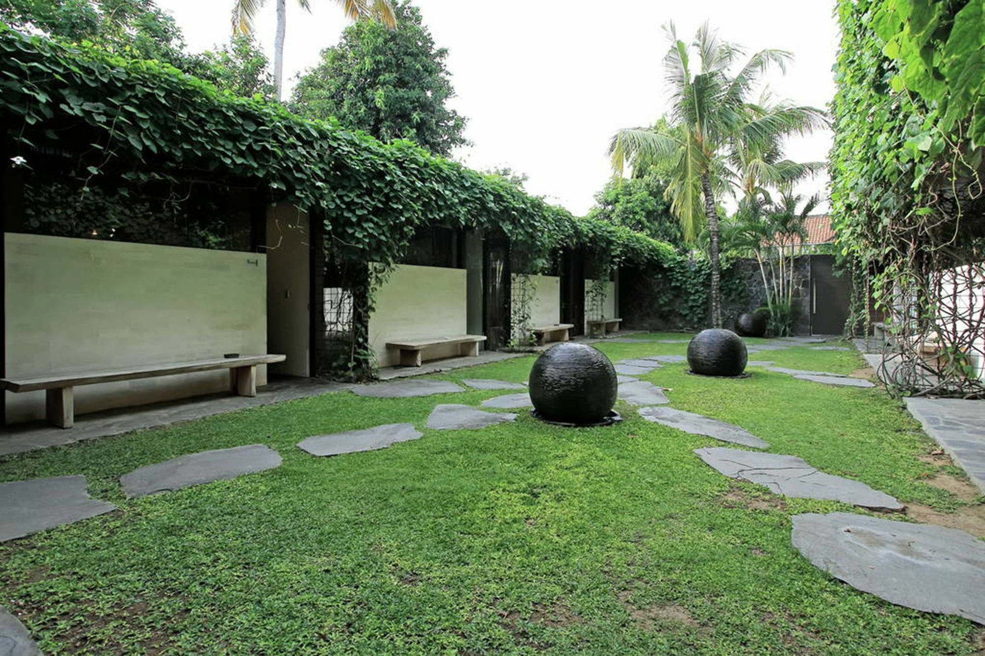 Clio Apartment Seminyak Exteriör bild